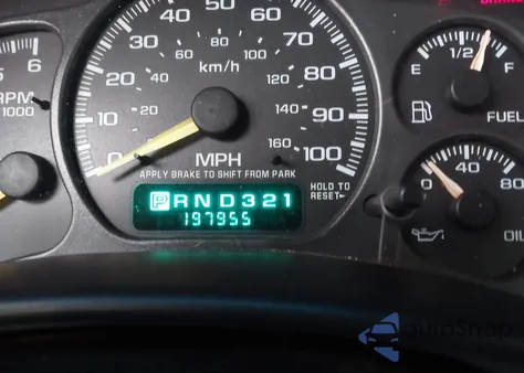 2000 Chevrolet Silverado 1500 Ls z USA, uszkodzony, nr VIN 1GCEC14T2YZ113267